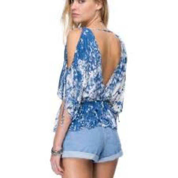 Free People |  Abracadabra Cold Shoulder Floral V-Neck Top | XS - Picture 4 of 8